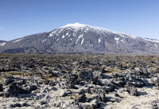 Islande, volcan Snaefellsjökull, face sud.